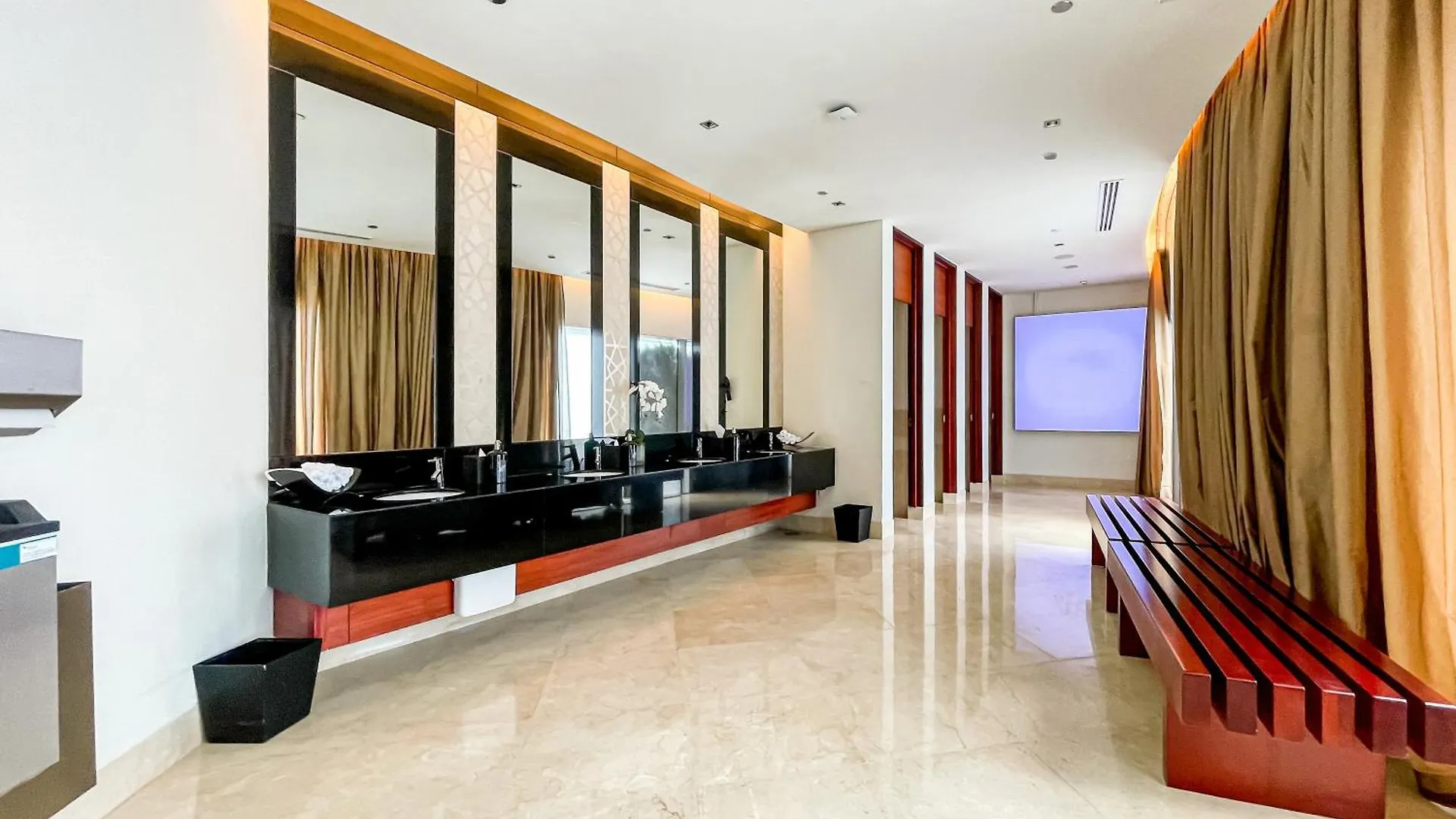 Studio Marina View With Direct Access To Marina Mall Dubai Apartment
